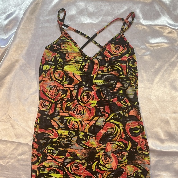Love Nation Dresses & Skirts - NWOT Floral Midi Colorful Dress